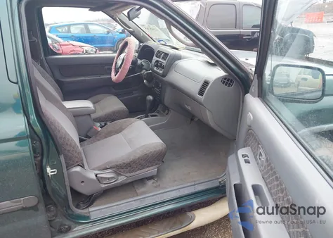 2001 Nissan Xterra Xe-V6 z USA, uszkodzony, nr VIN 5N1ED28T21C583414